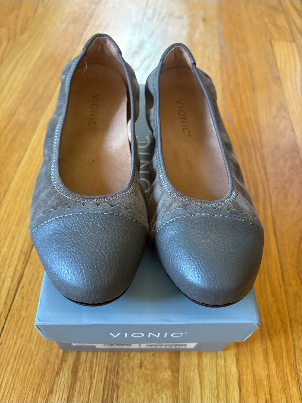 Vionic Women's Brown Taupe Greige Leather & Suede Ballet Flats